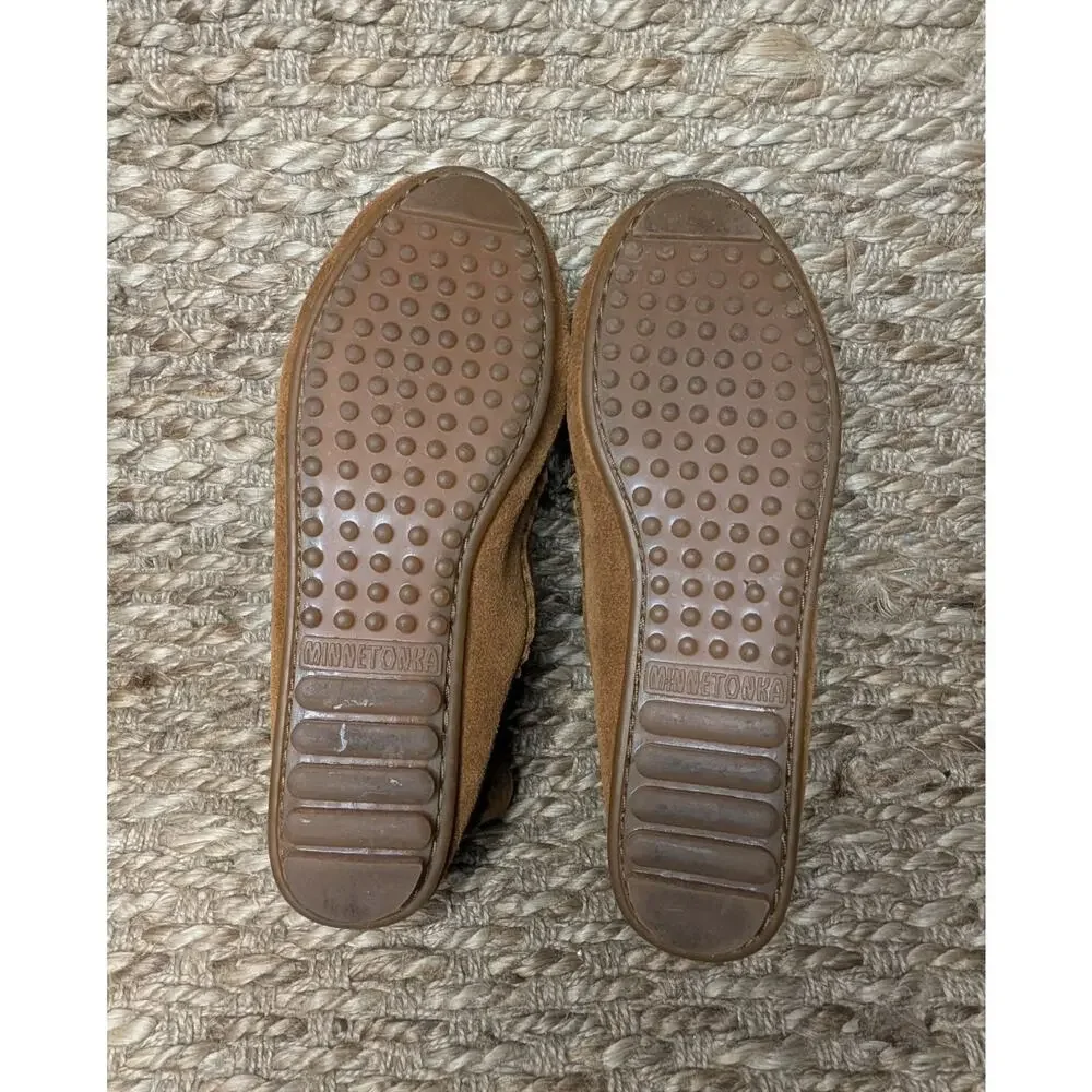 Minnetonka ***excellent worn